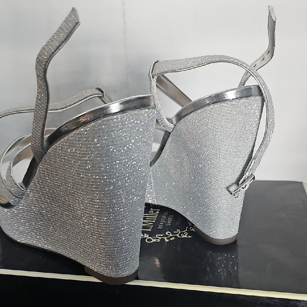 Shimmering Silver Platform Sandals - image 4